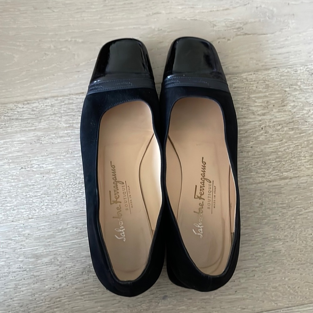 Salvatore Ferragamo black suede heels - Size 8